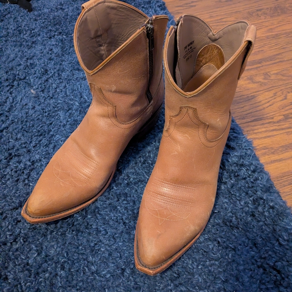 Alvie's The Rainey Leather Cowboy Boots 11.5